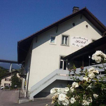 Forellenhof Hotel de la Truite Biel Buitenkant foto